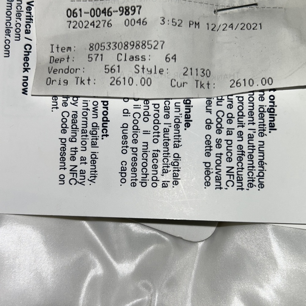 ❌ SOLD 😍MONCLER HAINE ZIG ZAG DOWN JACKET
WHITE & BLACK - Picture 2 of 15